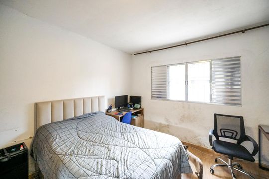 Quarto 2 de casa à venda com 7 quartos, 805m² em Vila Carrão, São Paulo