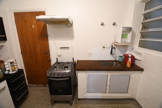 Cozinha de apartamento à venda com 2 quartos, 90m² em Vila Lidia, Campinas