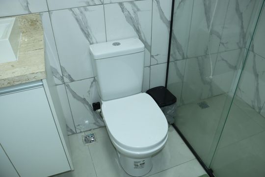 Casa de Condomínio para alugar com 3 quartos, 190m² em Jardim Semiramis, Cotia