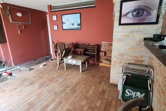 Casa à venda com 4 quartos, 160m² em Jardim Marajoara, São Paulo