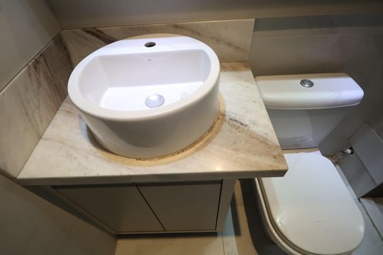 Banheiro de apartamento para alugar com 3 quartos, 62m² em Igara, Canoas