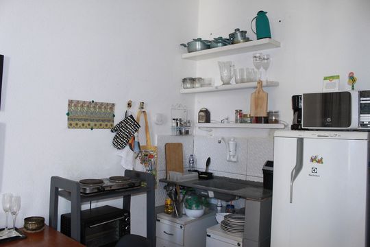 Sala/cozinha de kitnet/studio para alugar com 1 quarto, 33m² em Centro Histórico de São Paulo, São Paulo