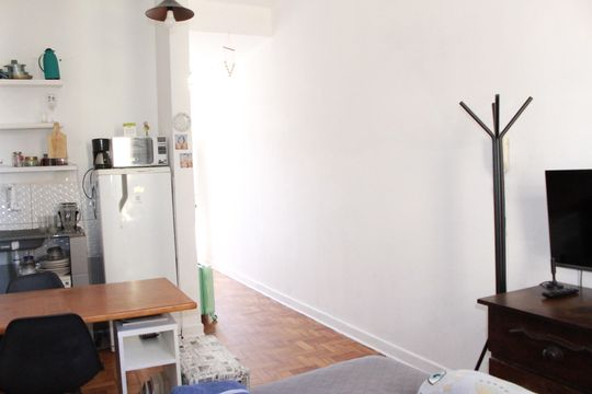 Sala/cozinha de kitnet/studio para alugar com 1 quarto, 33m² em Centro Histórico de São Paulo, São Paulo