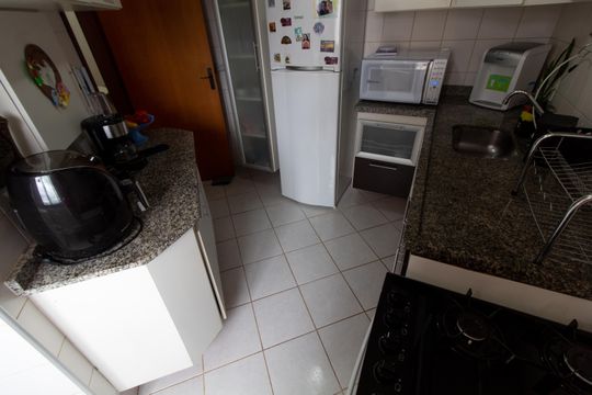 Cozinha de apartamento à venda com 2 quartos, 65m² em Vila Joao Jorge, Campinas