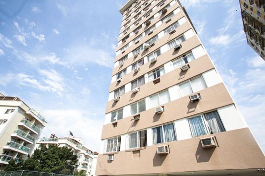 Fachada do prédio de apartamento à venda com 2 quartos, 60m² em Tanque, Rio de Janeiro