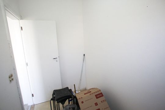Quarto de Serviço de apartamento à venda com 2 quartos, 60m² em Tanque, Rio de Janeiro