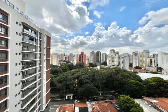 Vista da Suíte 1 de apartamento à venda com 3 quartos, 141m² em Mirandópolis, São Paulo