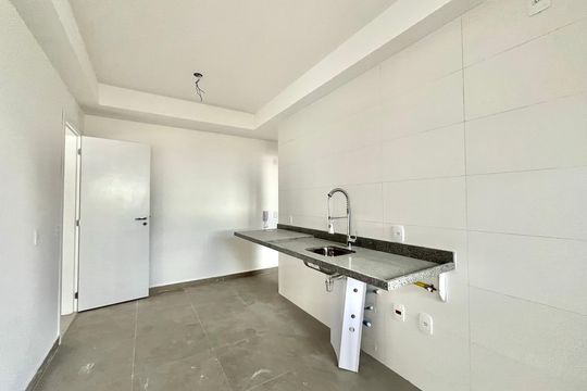 Cozinha de apartamento à venda com 3 quartos, 141m² em Mirandópolis, São Paulo