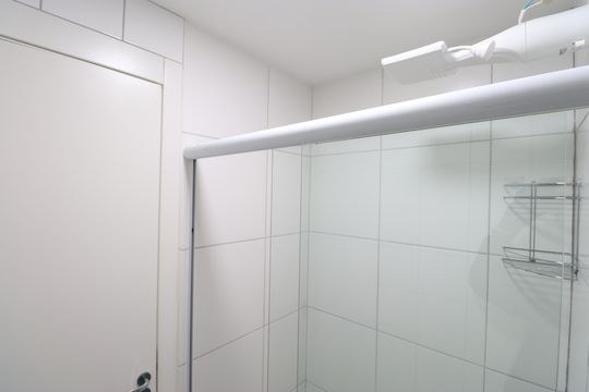 Banheiro de apartamento à venda com 2 quartos, 35m² em Várzea da Barra Funda, São Paulo