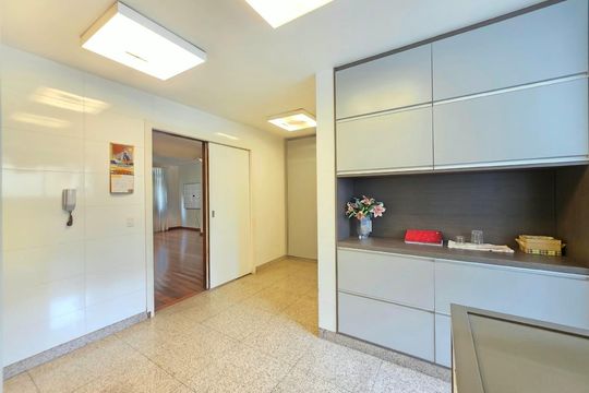 Apartamento à venda com 4 quartos, 230m² em Funcionários, Belo Horizonte