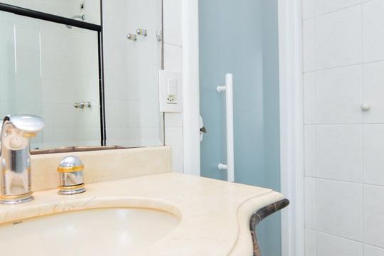 Banheiro da Suíte de apartamento à venda com 3 quartos, 130m² em Vila Galvão, Guarulhos