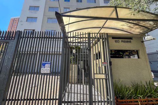 Fachada de apartamento para alugar com 1 quarto, 45m² em Liberdade, São Paulo