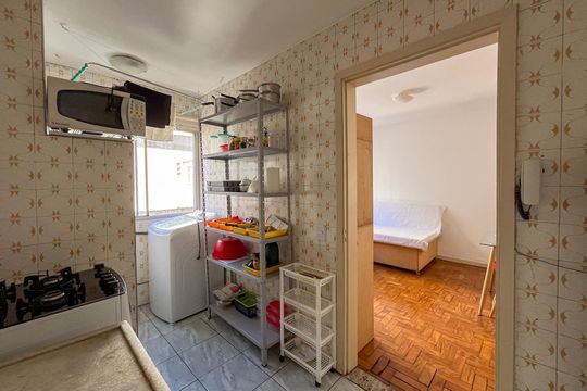 Cozinha de apartamento para alugar com 1 quarto, 45m² em Liberdade, São Paulo
