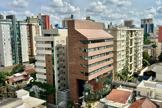 Vista da Suíte de apartamento à venda com 2 quartos, 80m² em Santa Efigênia, Belo Horizonte