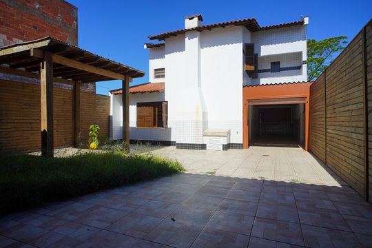Área comum de casa para alugar com 3 quartos, 380m² em Sarandi, Porto Alegre