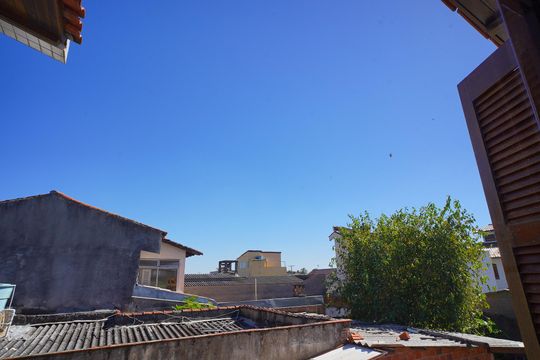 Vista do Quarto de casa para alugar com 3 quartos, 380m² em Sarandi, Porto Alegre