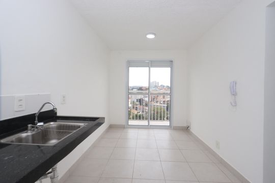 Apartamento para alugar com 2 quartos, 44m² em Parque Sao Rafael, São Paulo