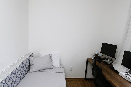 Quarto 1 de apartamento para alugar com 2 quartos, 47m² em Palmeiras, Belo Horizonte