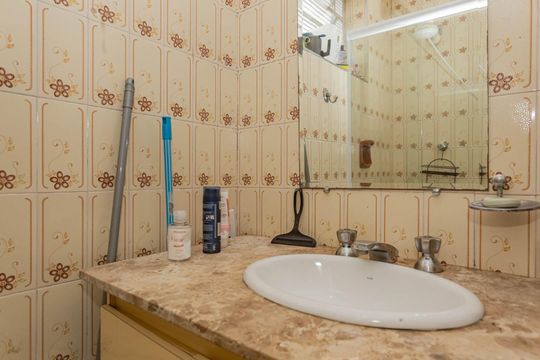 Banheiro Social de casa à venda com 3 quartos, 292m² em Jardim da Saúde, São Paulo