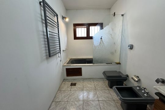 Banheiro Suíte de casa para alugar com 4 quartos, 320m² em Centro, São Leopoldo