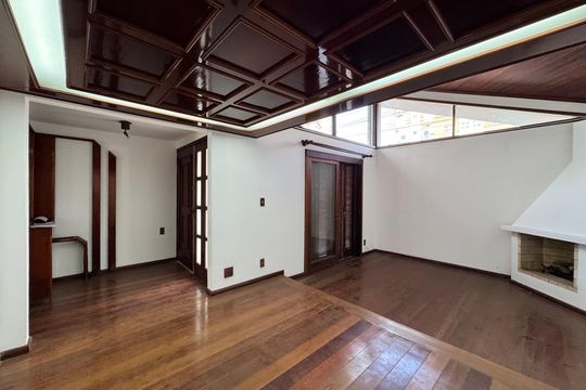 Casa para alugar com 4 quartos, 320m² em Centro, São Leopoldo