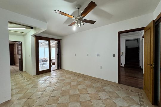 Cozinha de casa para alugar com 4 quartos, 320m² em Centro, São Leopoldo
