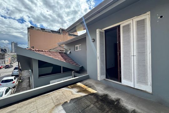 Área comum de casa para alugar com 4 quartos, 320m² em Centro, São Leopoldo