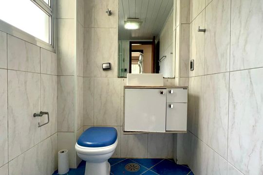 Banheiro de apartamento à venda com 2 quartos, 64m² em Pinheiros, São Paulo