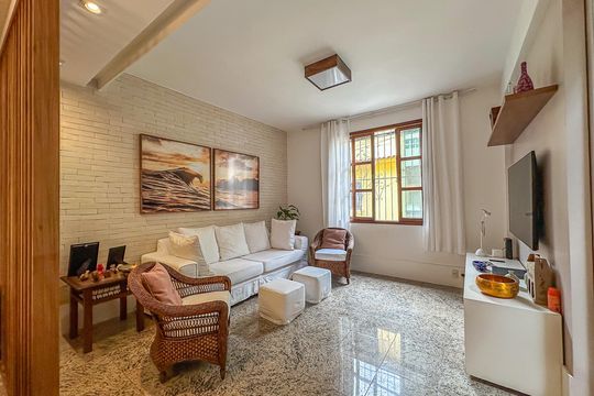 Casa à venda com 5 quartos, 300m² em Botafogo, Rio de Janeiro