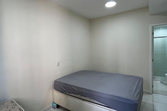 Suíte de apartamento para alugar com 2 quartos, 64m² em Marapé, Santos