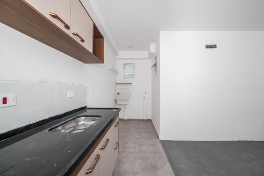Cozinha de apartamento à venda com 1 quarto, 32m² em Vila Gumercindo, São Paulo