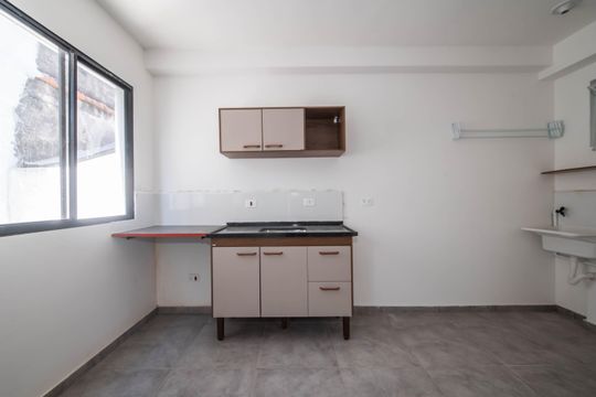 Cozinha de apartamento à venda com 1 quarto, 32m² em Vila Gumercindo, São Paulo