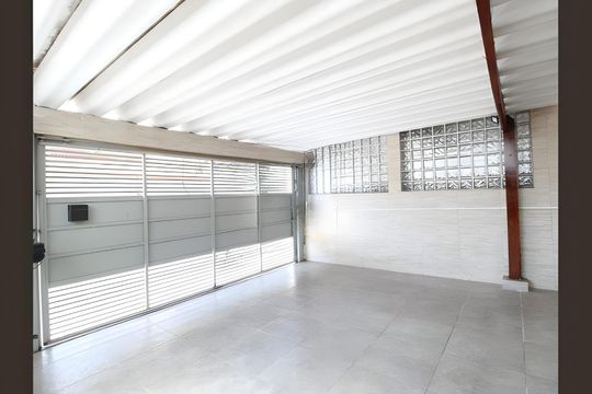 Casa para alugar com 3 quartos, 156m² em Jardim Modelo, São Paulo