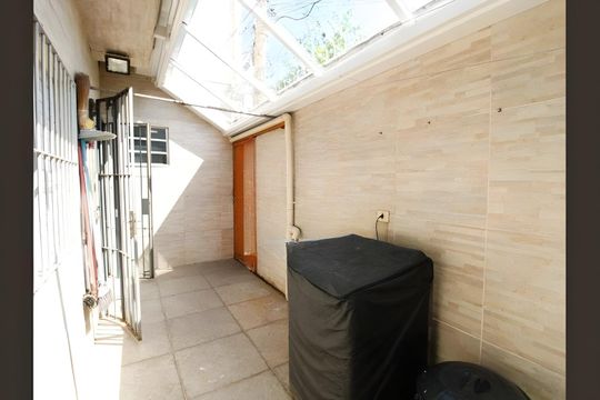 Casa para alugar com 3 quartos, 156m² em Jardim Modelo, São Paulo