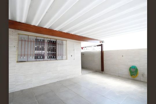 Casa para alugar com 3 quartos, 156m² em Jardim Modelo, São Paulo