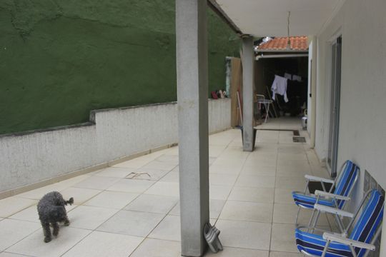 Quintal e sacada de casa para alugar com 4 quartos, 167m² em Jardim Flor da Montanha, Guarulhos