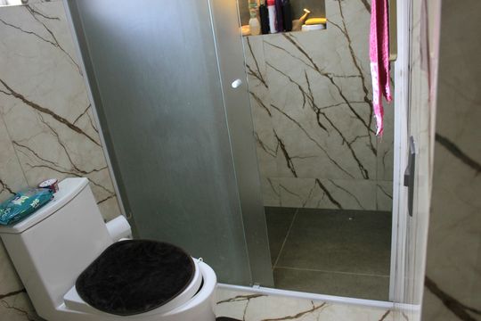Banheiro da Suíte de casa para alugar com 4 quartos, 167m² em Jardim Flor da Montanha, Guarulhos