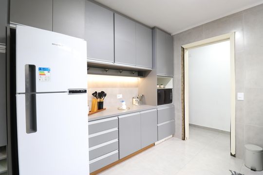 Cozinha de casa à venda com 4 quartos, 352m² em Alto da Lapa, São Paulo