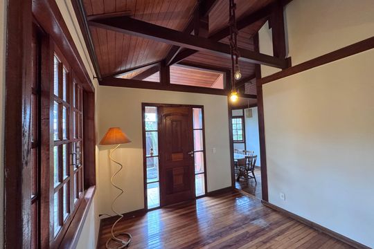 Sala de casa de condomínio à venda com 4 quartos, 250m² em Vargem Grande, Rio de Janeiro
