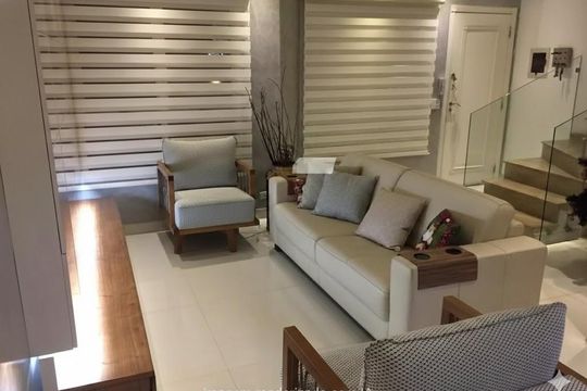 Casa de Condomínio à venda com 3 quartos, 250m² em Jardim Peri, São Paulo