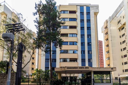 Fachada de apartamento para alugar com 4 quartos, 176m² em Vila Suzana, São Paulo