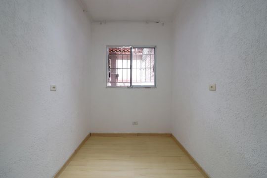 Casa 2 - Quarto 1 de casa à venda com 8 quartos, 298m² em Jardim Ipanema(zona Leste), São Paulo