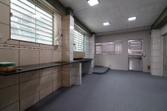 Casa 1 - Área de Serviço de casa à venda com 8 quartos, 298m² em Jardim Ipanema(zona Leste), São Paulo