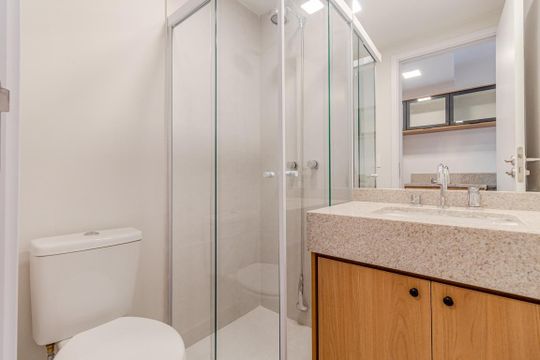 Banheiro de kitnet/studio à venda com 1 quarto, 26m² em Paraíso, São Paulo
