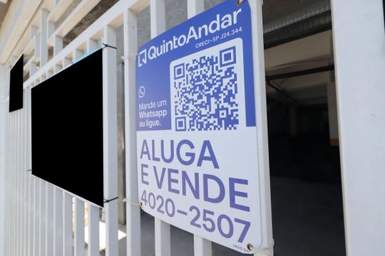 Placa de apartamento para alugar com 2 quartos, 46m² em Vila Esperança, São Paulo