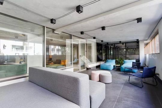 Área comum de kitnet/studio para alugar com 1 quarto, 27m² em Moema, São Paulo