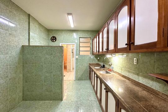 Cozinha de apartamento à venda com 3 quartos, 135m² em Copacabana, Rio de Janeiro