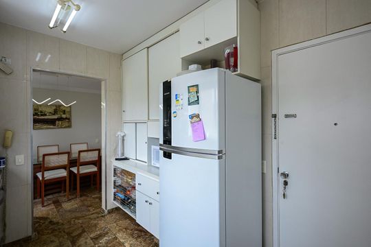 Cozinha de apartamento à venda com 4 quartos, 140m² em Jardim Ampliacao, São Paulo