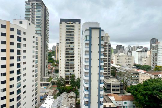 Vista da Varanda de apartamento para alugar com 2 quartos, 74m² em Pinheiros, São Paulo