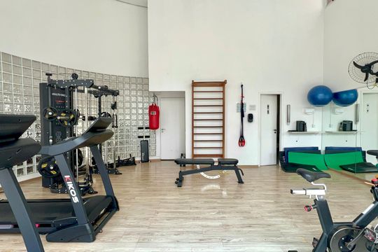 Academia de apartamento para alugar com 2 quartos, 74m² em Pinheiros, São Paulo